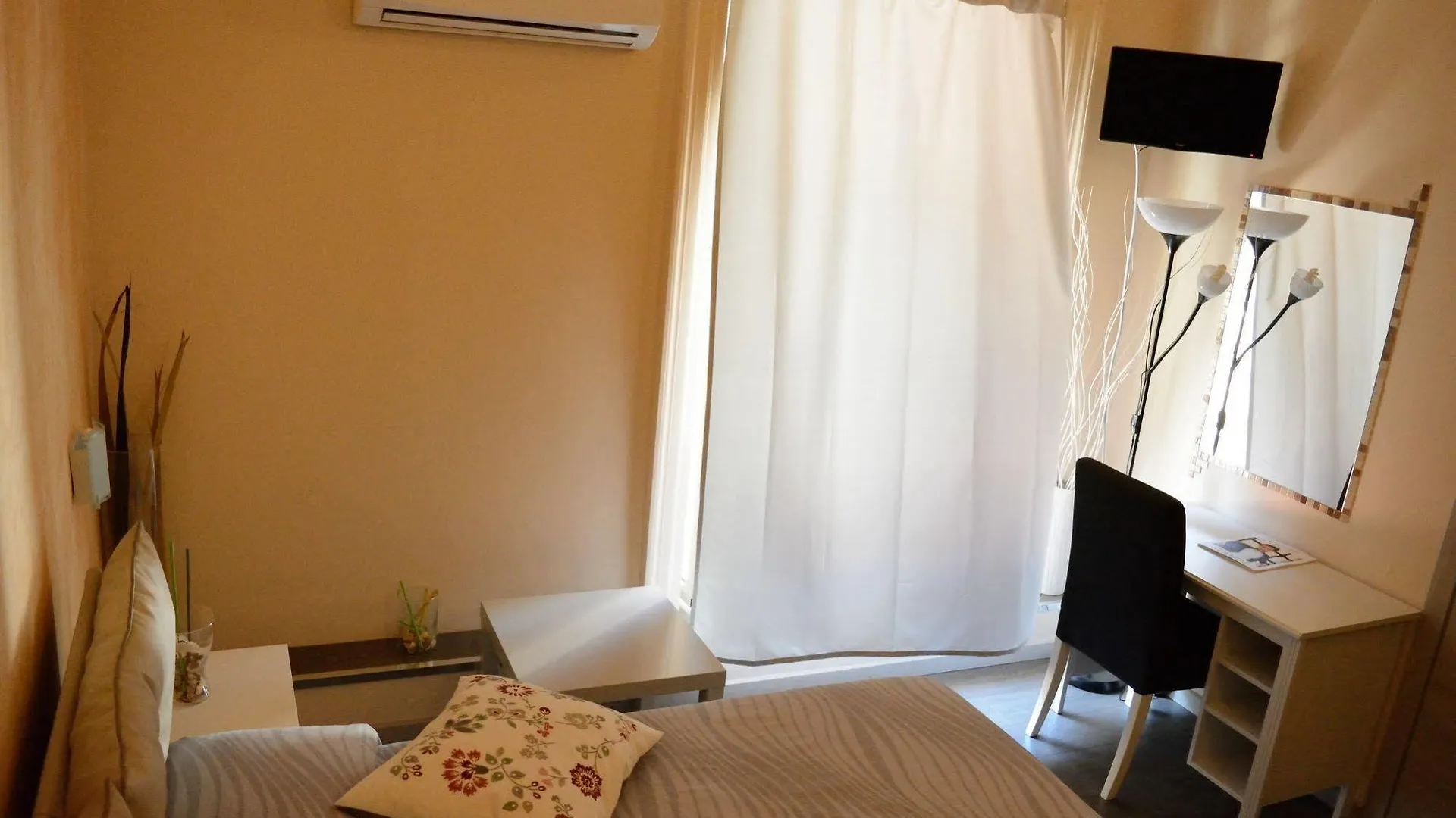 Catania Etnea Bed And Breakfast 0*,  Ιταλία