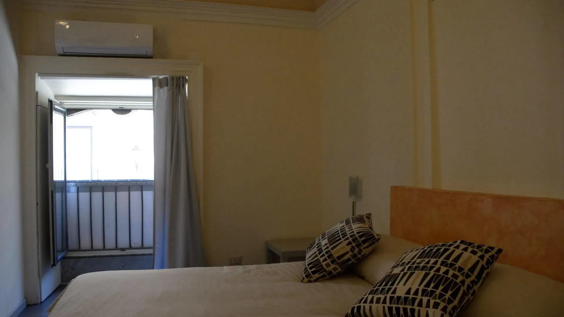 Catania Etnea Bed And Breakfast